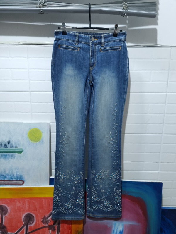 TO BE CHIC beads detail bootcut denim